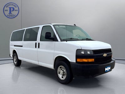 2023 Chevrolet Express Passenger 3500 1LS