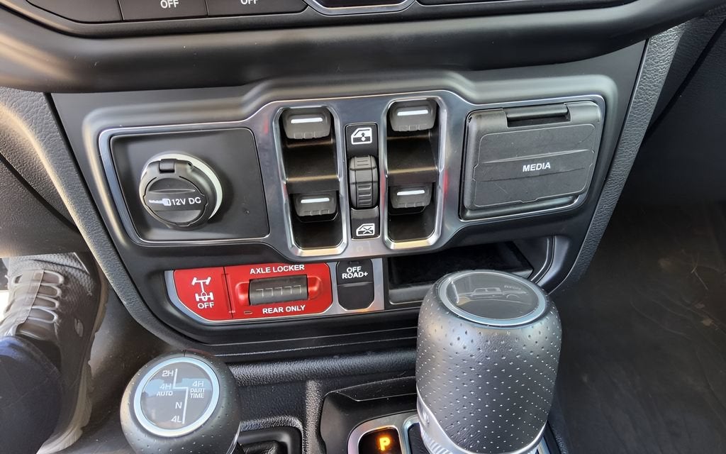 2023 Jeep Gladiator Mojave