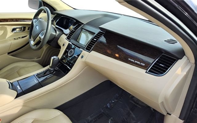 2019 Ford Taurus Limited