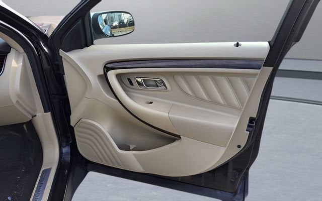 2019 Ford Taurus Limited