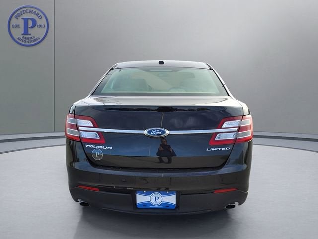 2019 Ford Taurus Limited