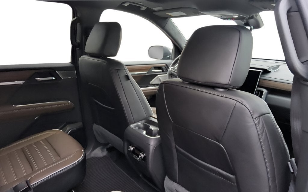2027 GMC Acadia Denali Ultimate