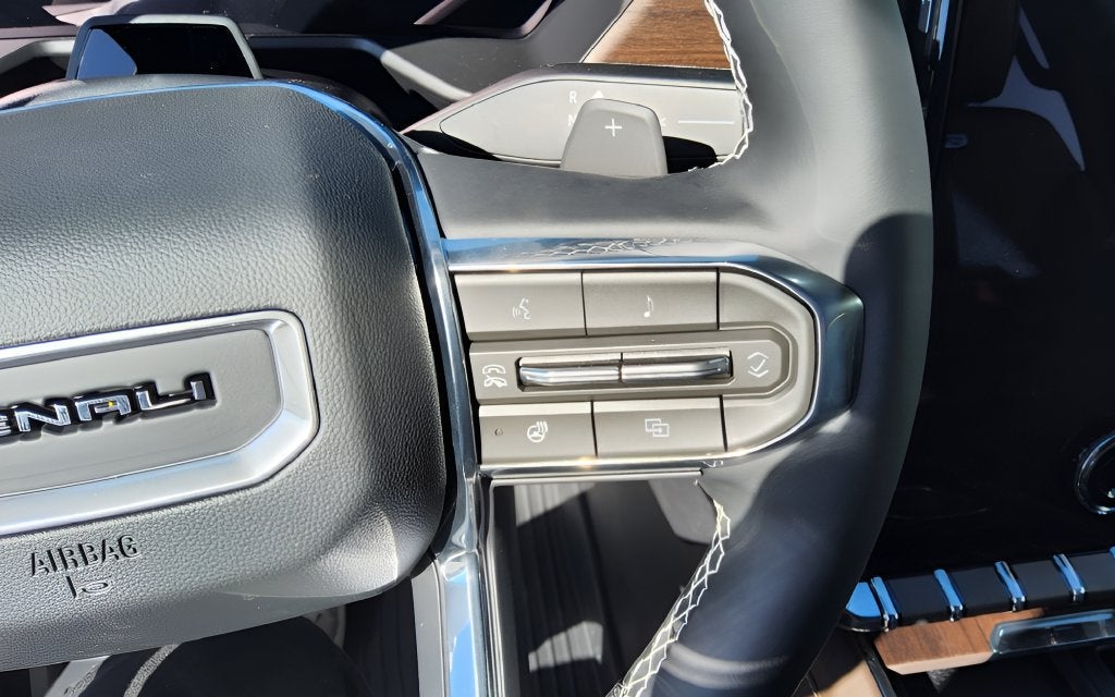2027 GMC Acadia Denali Ultimate
