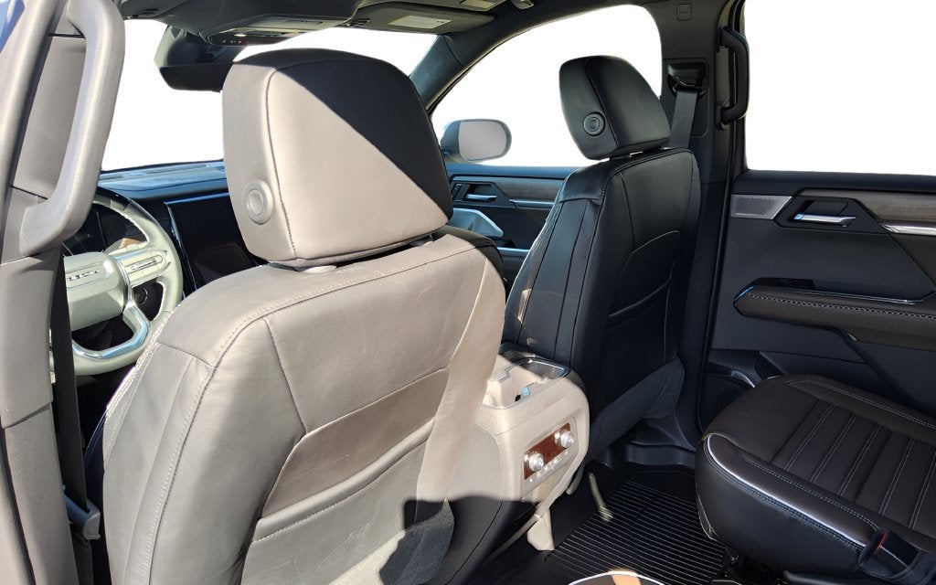 2027 GMC Acadia Denali Ultimate