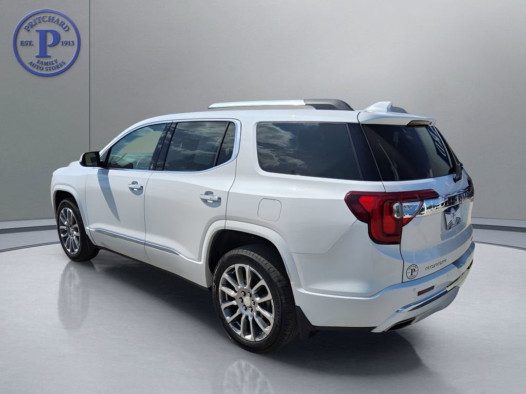 2023 GMC Acadia Denali