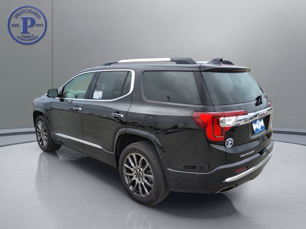 2022 GMC Acadia Denali