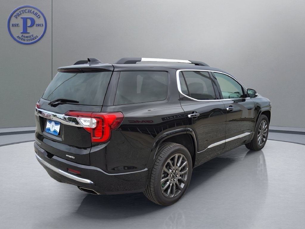 2022 GMC Acadia Denali