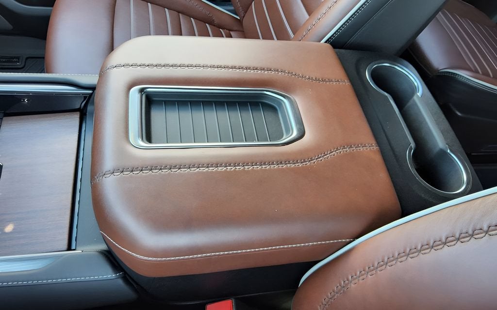 2024 GMC Yukon Denali Ultimate