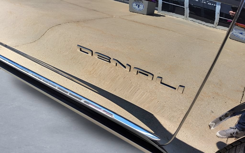 2024 GMC Yukon Denali Ultimate