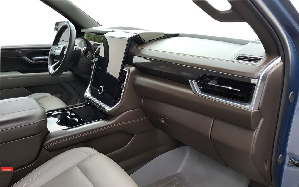 2025 GMC Yukon XL Elevation
