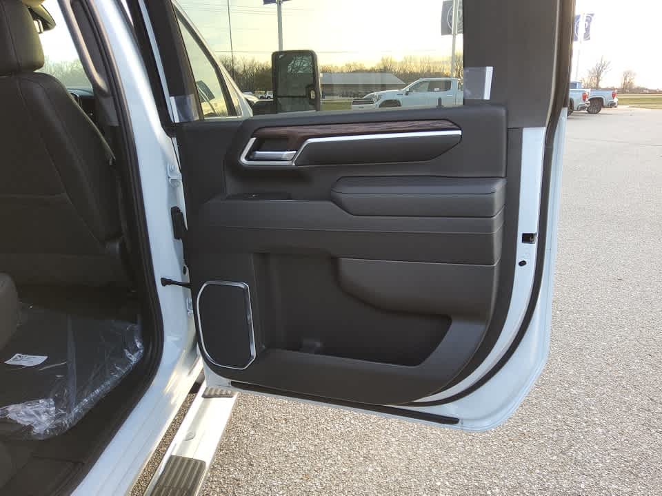 2025 GMC Sierra 2500 HD SLT