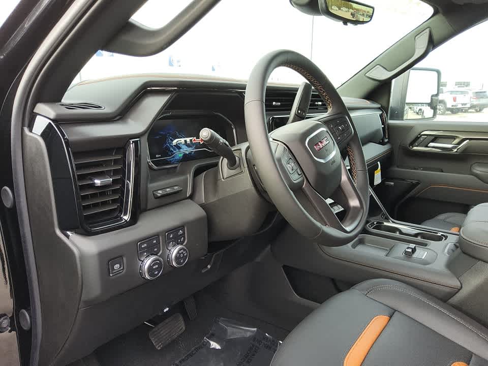 2025 GMC Sierra 2500 HD AT4