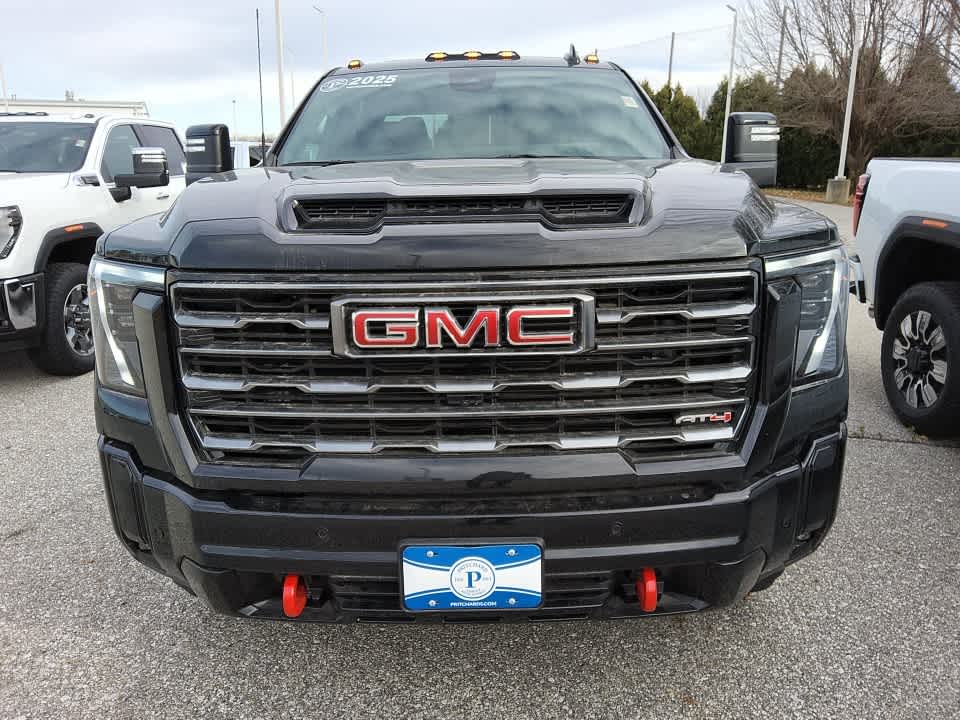 2025 GMC Sierra 2500 HD AT4