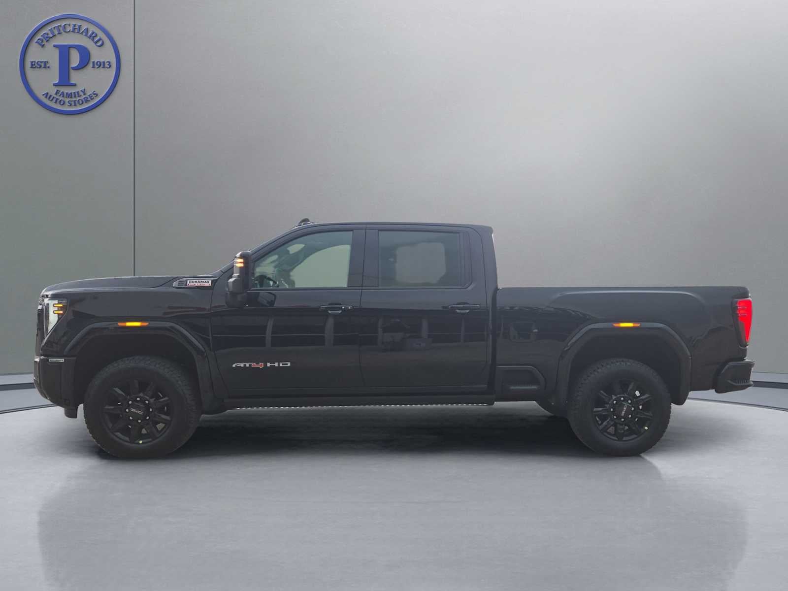 2025 GMC Sierra 2500 HD AT4