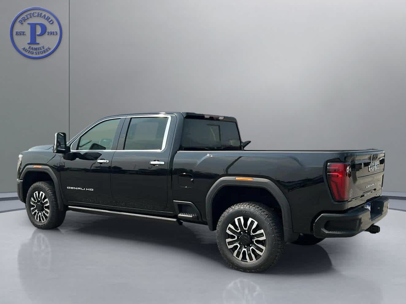 2025 GMC Sierra 3500 HD Denali Ultimate