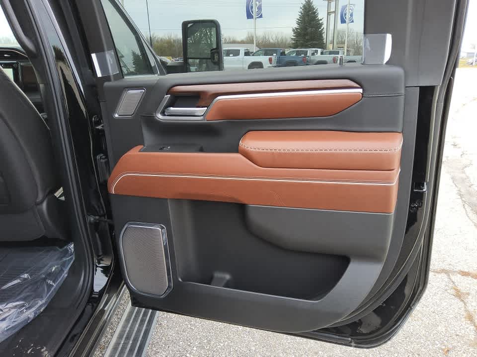 2025 GMC Sierra 3500 HD Denali Ultimate