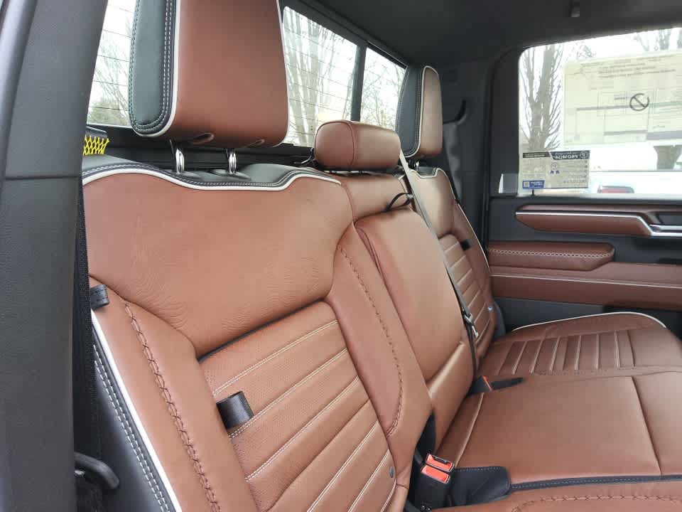 2025 GMC Sierra 3500 HD Denali Ultimate