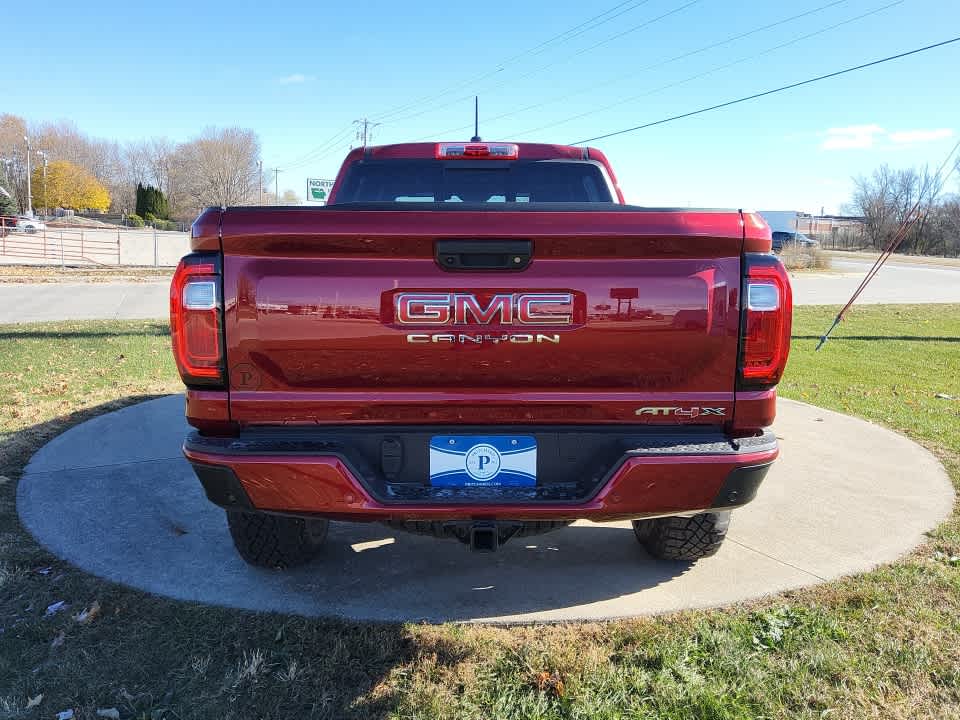 2025 GMC Canyon AT4