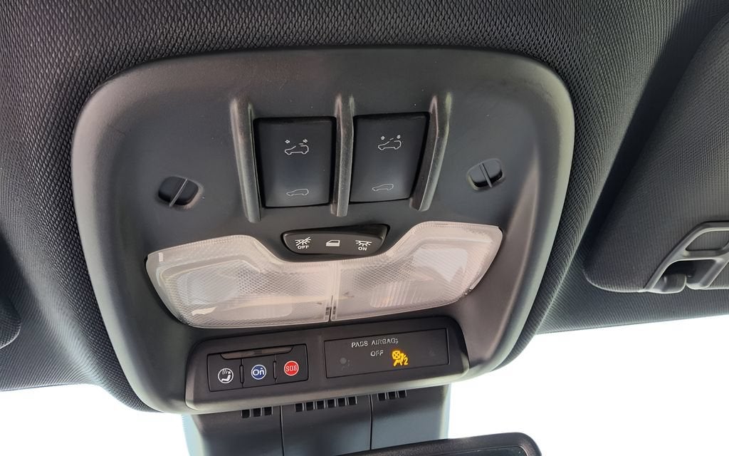 2023 GMC Canyon 4WD AT4