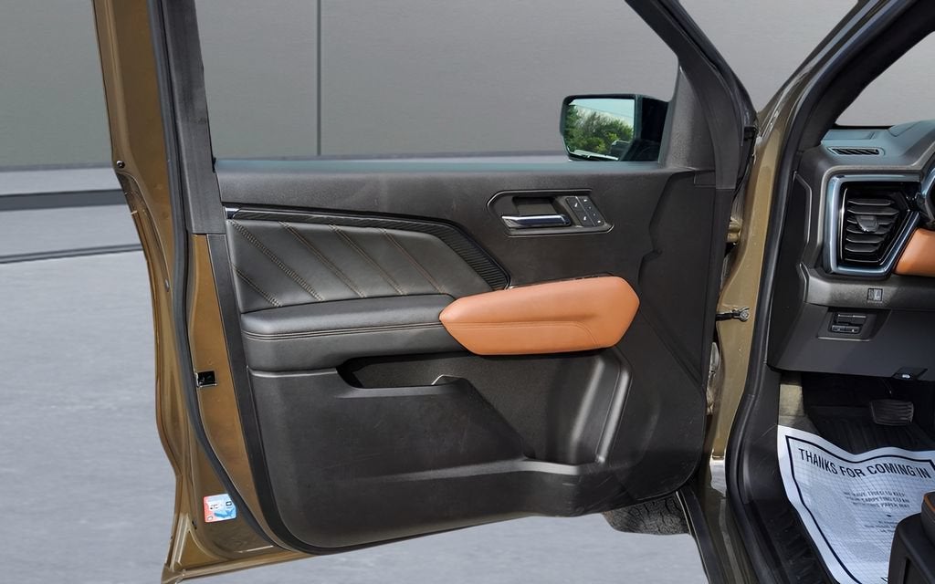 2023 GMC Canyon 4WD AT4