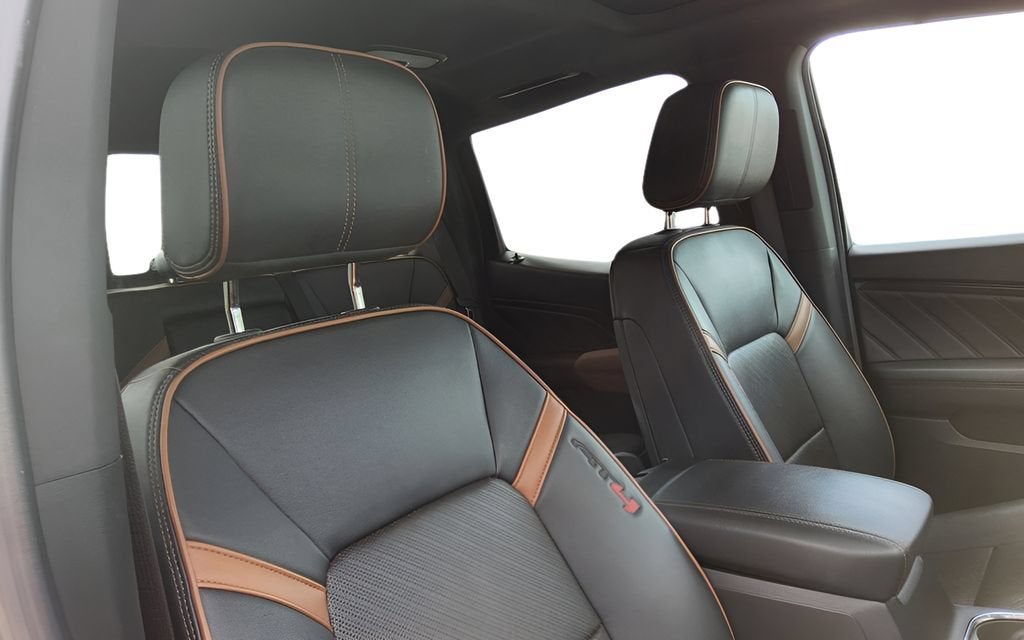 2023 GMC Canyon 4WD AT4