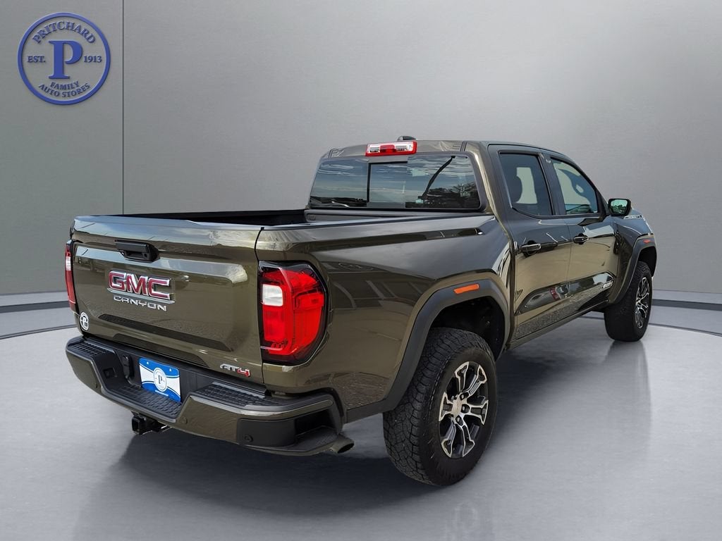 2023 GMC Canyon 4WD AT4