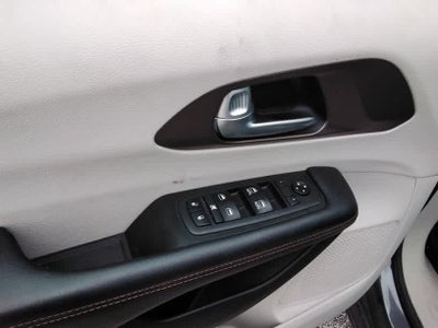 2018 Chrysler Pacifica Base