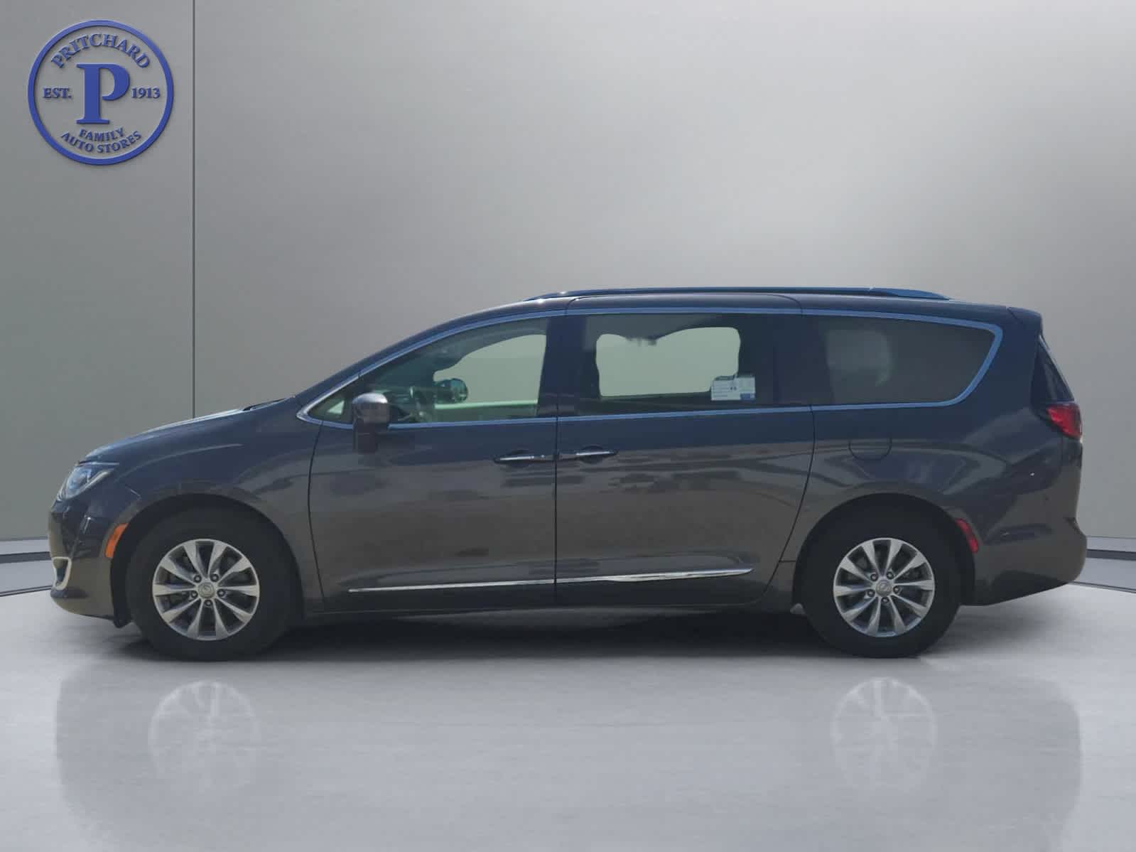 2018 Chrysler Pacifica Base