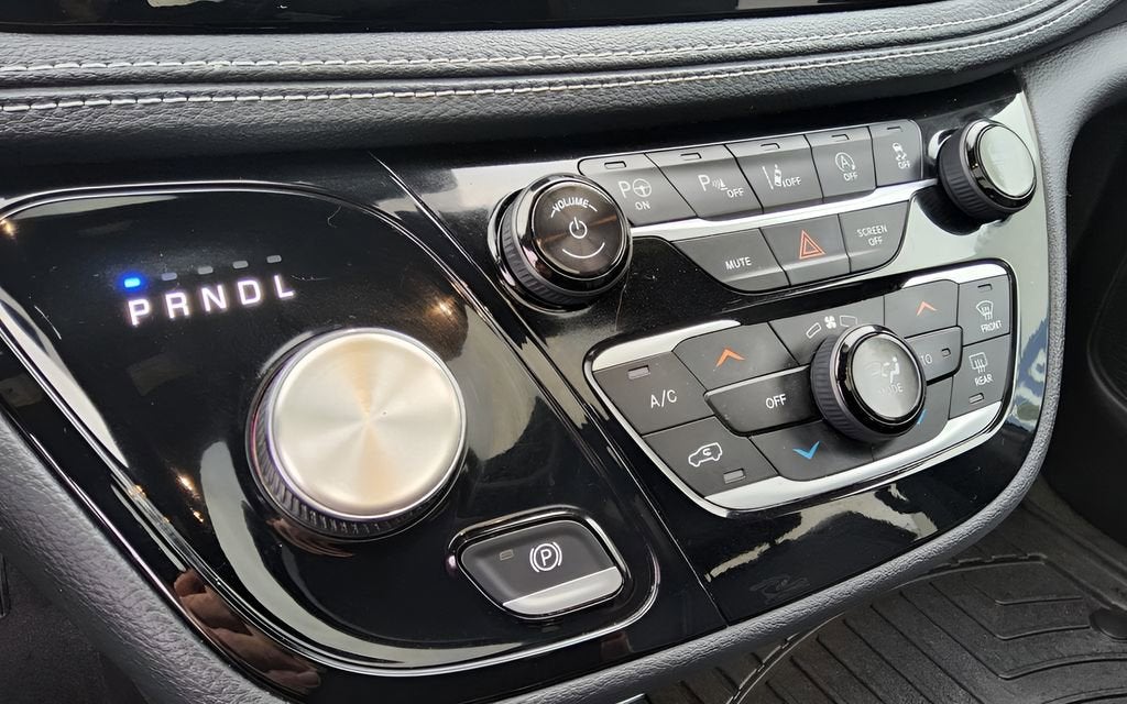 2020 Chrysler Pacifica Limited