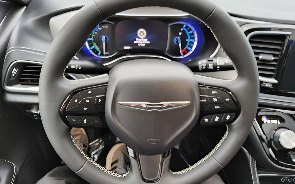 2023 Chrysler Pacifica Hybrid Limited