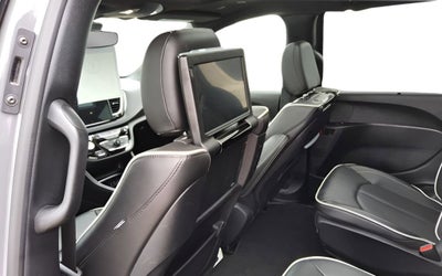 2023 Chrysler Pacifica Hybrid Limited