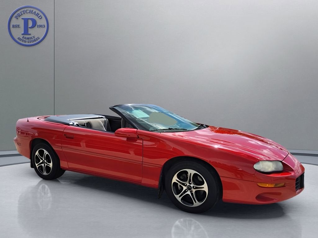 2000 Chevrolet Camaro Convertible's photo