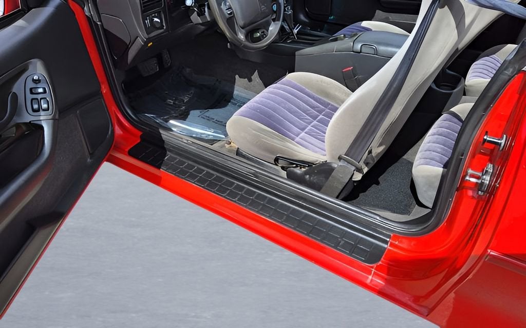 2000 Chevrolet Camaro Base