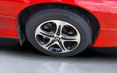 2000 Chevrolet Camaro Base