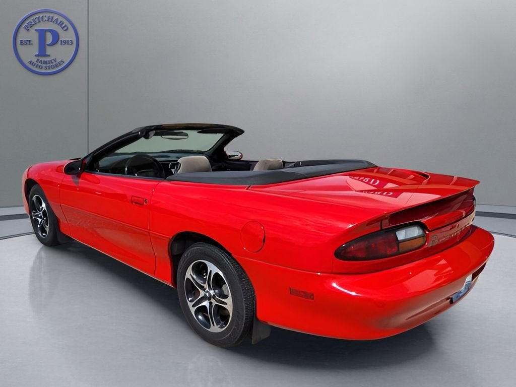 2000 Chevrolet Camaro Base