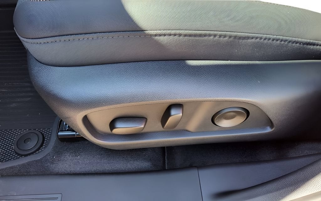 2026 GMC Terrain AT4 - Photo 21
