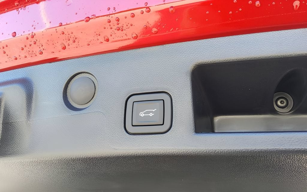 2026 GMC Terrain AT4 - Photo 30