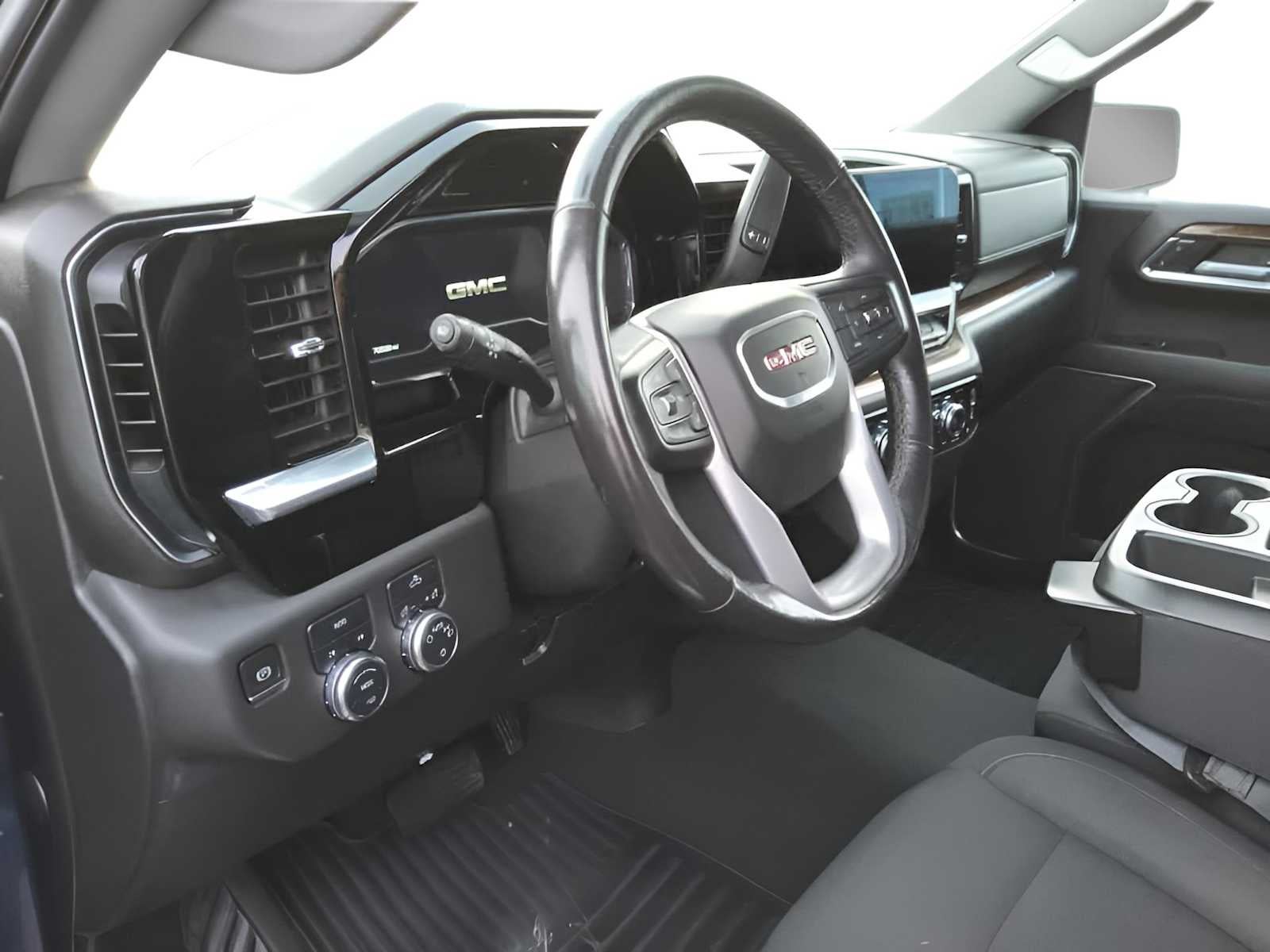 2022 GMC Sierra 1500 SLE