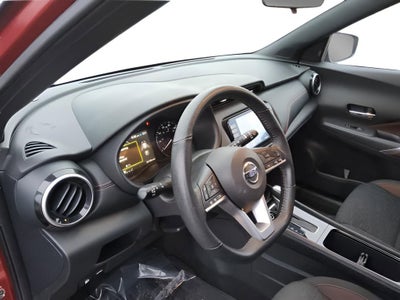 2021 Nissan Kicks SR