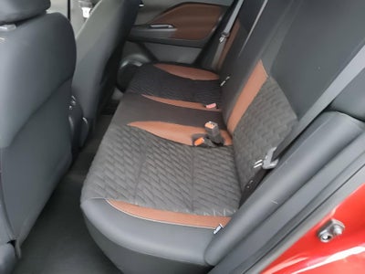 2021 Nissan Kicks SR