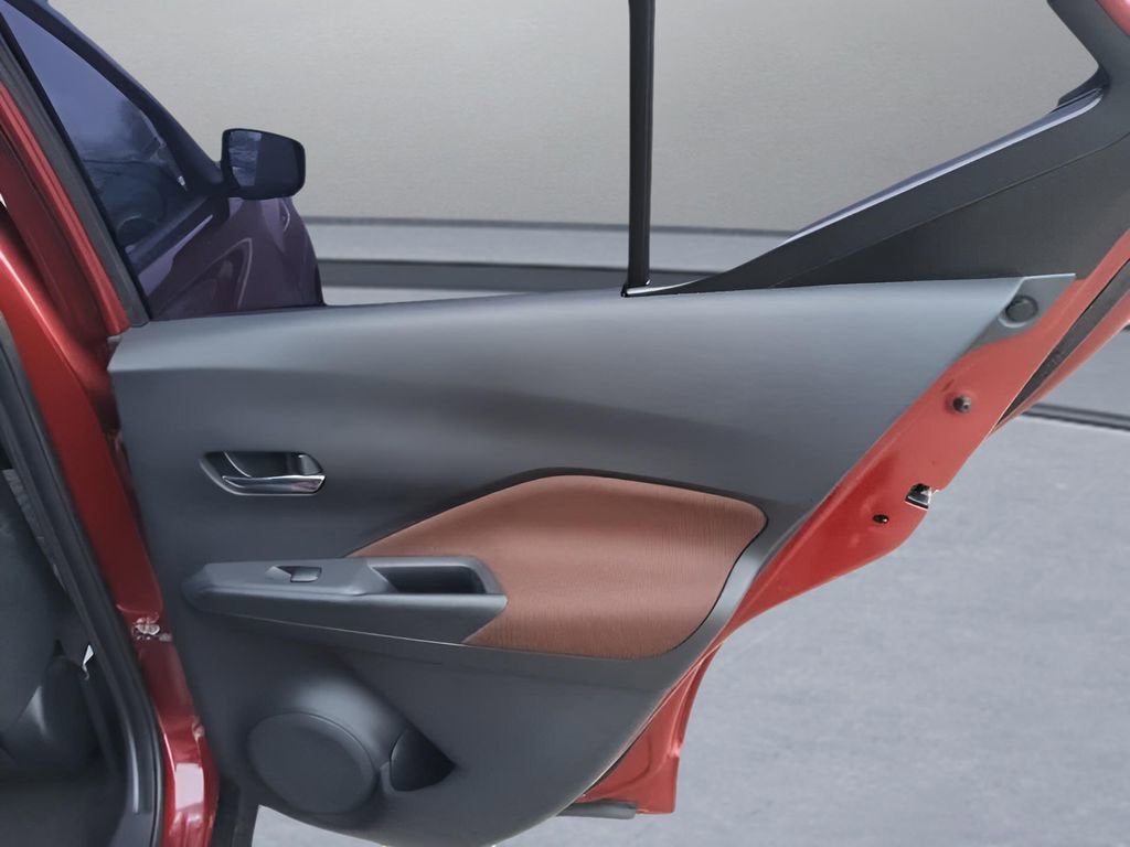 2021 Nissan Kicks SR