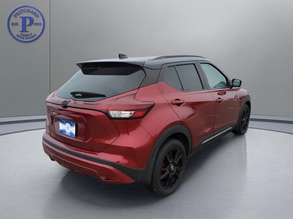 2021 Nissan Kicks SR