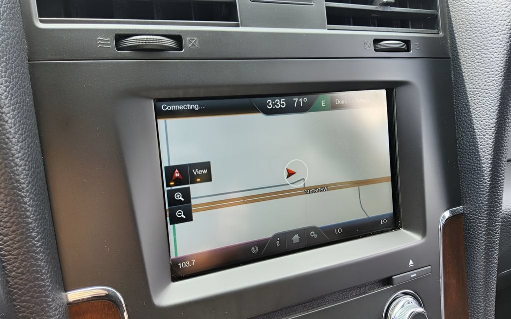 2015 Lincoln Navigator Base