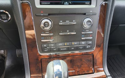 2015 Lincoln Navigator Base