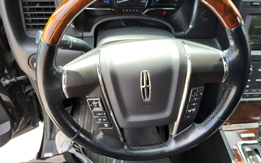 2015 Lincoln Navigator Base