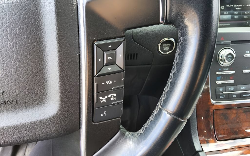 2015 Lincoln Navigator Base