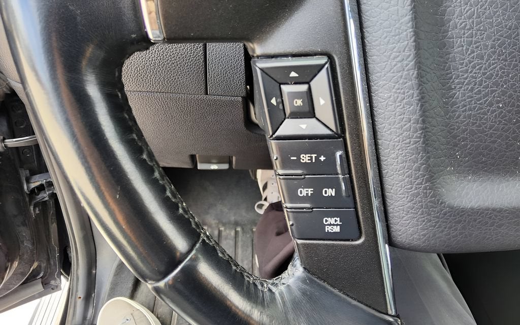 2015 Lincoln Navigator Base
