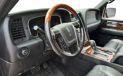 2015 Lincoln Navigator Base