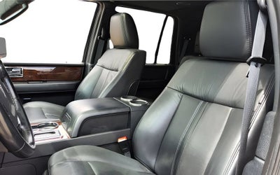 2015 Lincoln Navigator Base