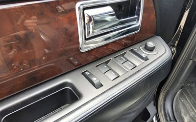2015 Lincoln Navigator Base
